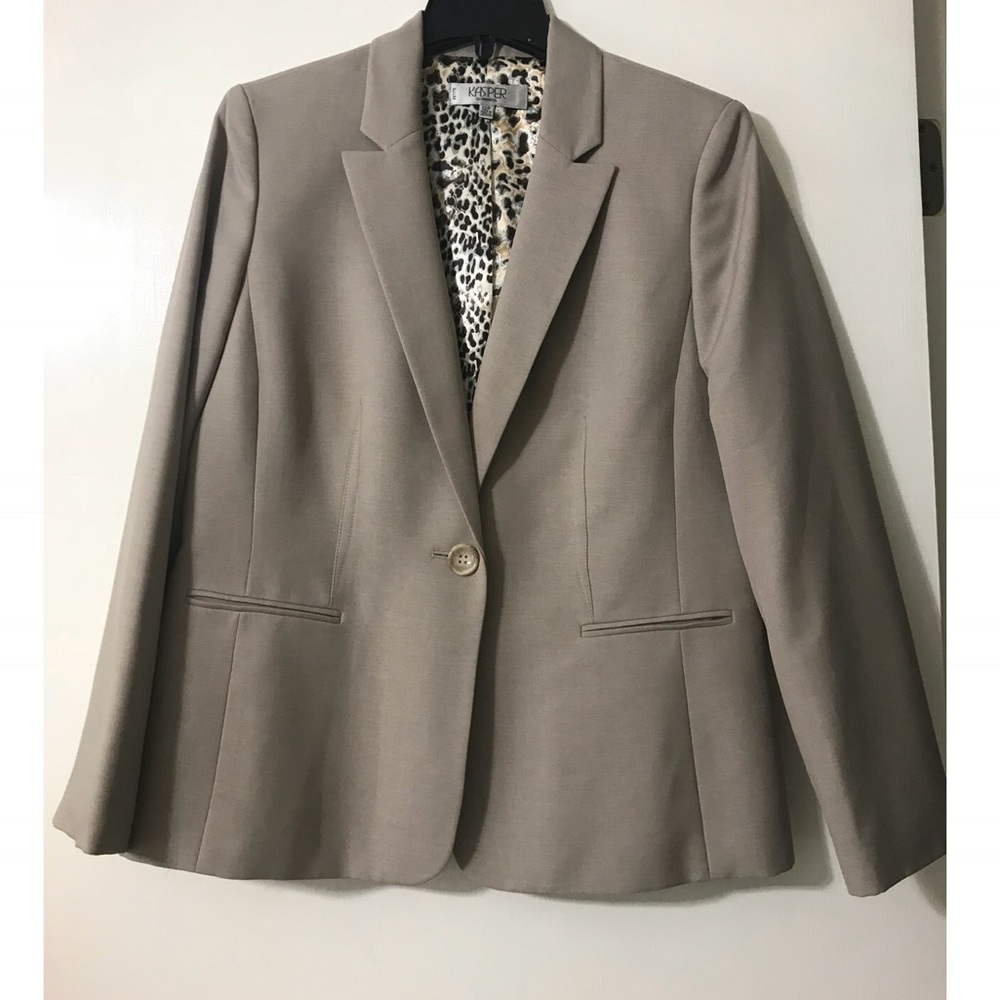 Kasper, size 12P, khaki pantsuit.